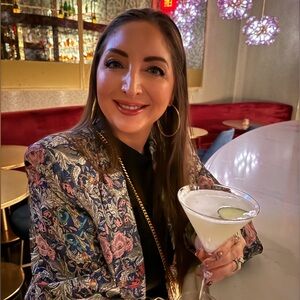 Meet your Posher, Ginny